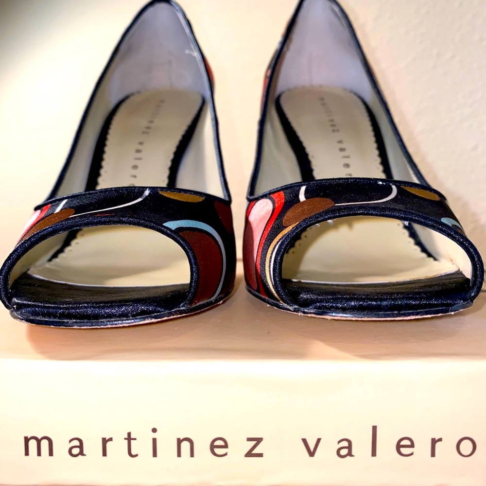 Multi Color heels - Picture 3 of 16